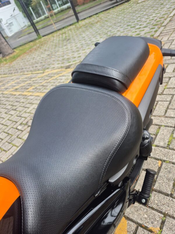 KAWASAKI ELIMINATOR 500 SE 2025 - Imagem 10