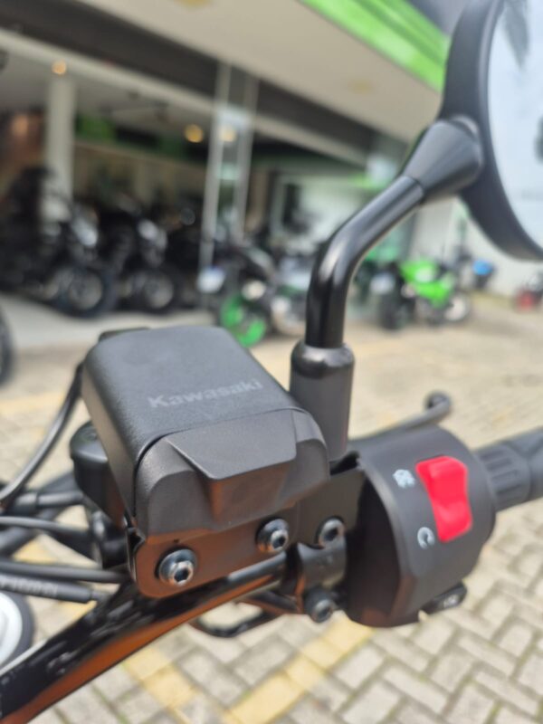 KAWASAKI ELIMINATOR 500 SE 2025 - Imagem 12