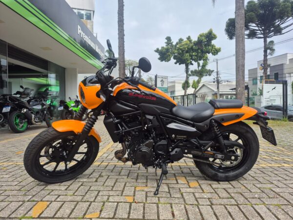KAWASAKI ELIMINATOR 500 SE 2025 - Imagem 13