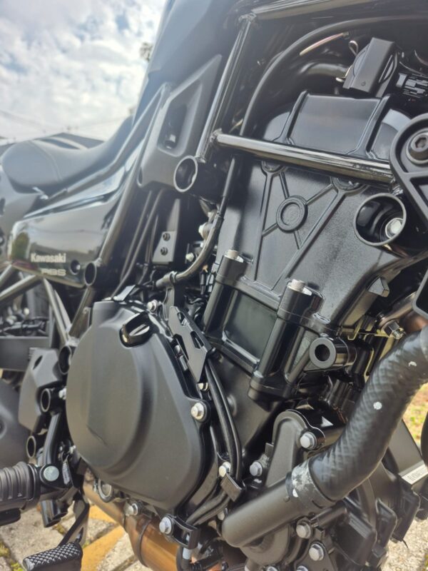 KAWASAKI ELIMINATOR 500 SE 2025 - Imagem 5