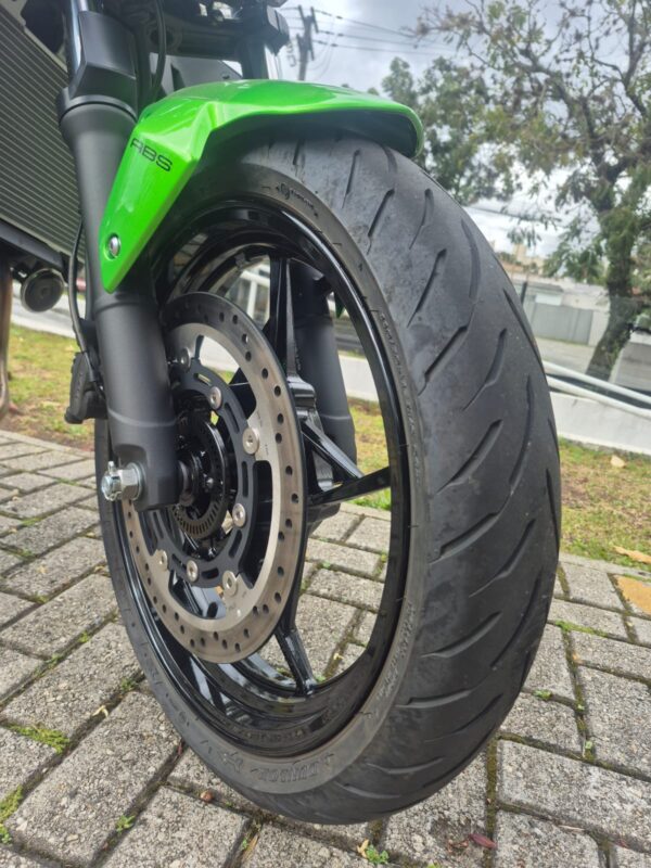 KAWASAKI Z500 2025 - Imagem 4