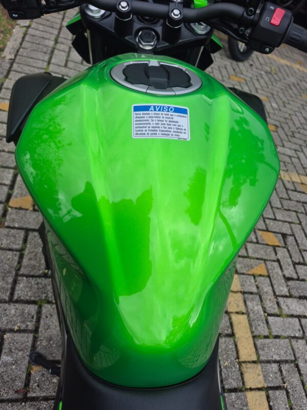 KAWASAKI Z500 2025 - Imagem 7