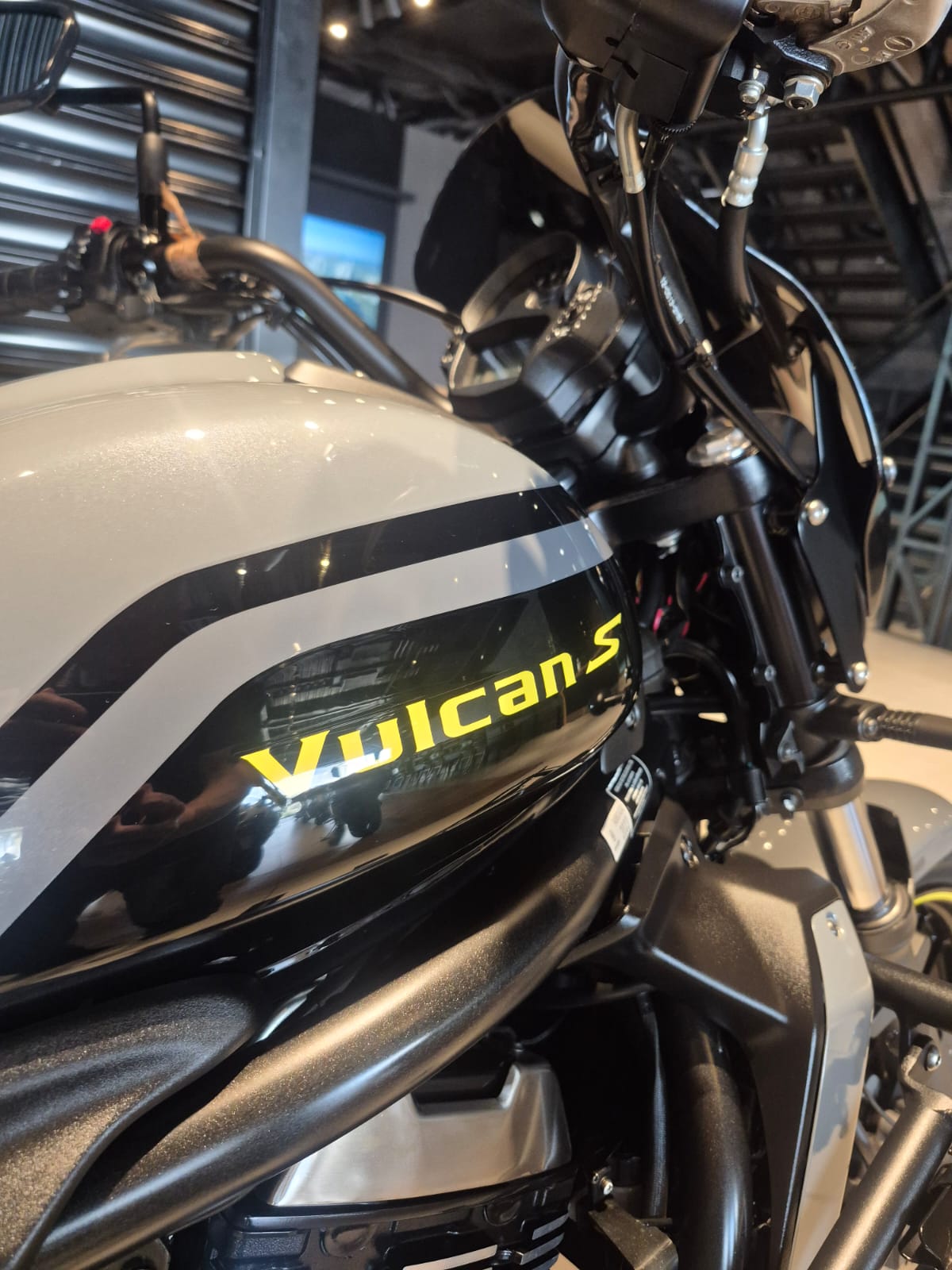 KAWASAKI VULCAN CAFÉ 2023 - Imagem 7