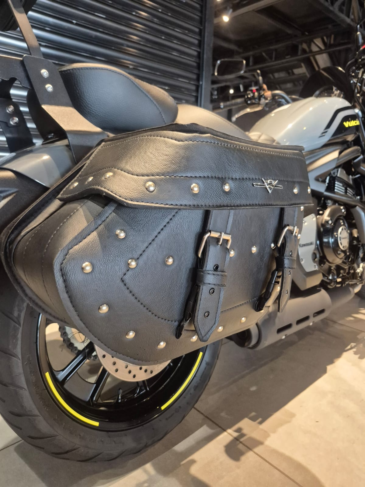 KAWASAKI VULCAN CAFÉ 2023 - Imagem 9